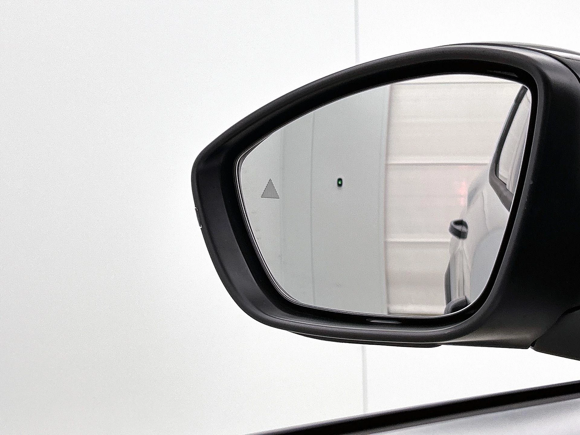 Opel-Frontera-image-22