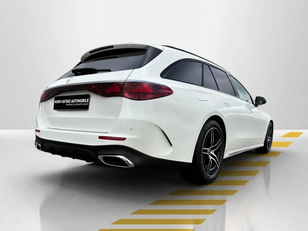 Mercedes-Benz-E-Klasse 220-image-14