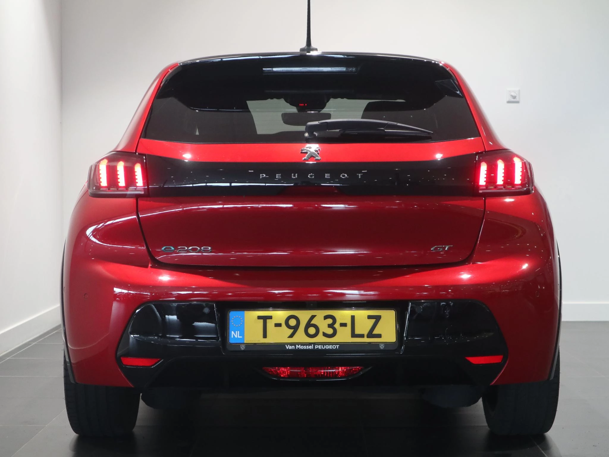 Peugeot e-208 EV GT 350 50 kWh