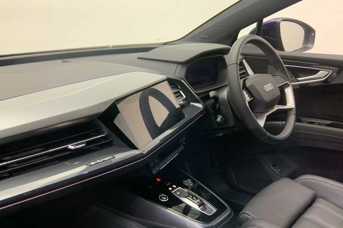 Audi-Q4 Sportback e-tron-image-11