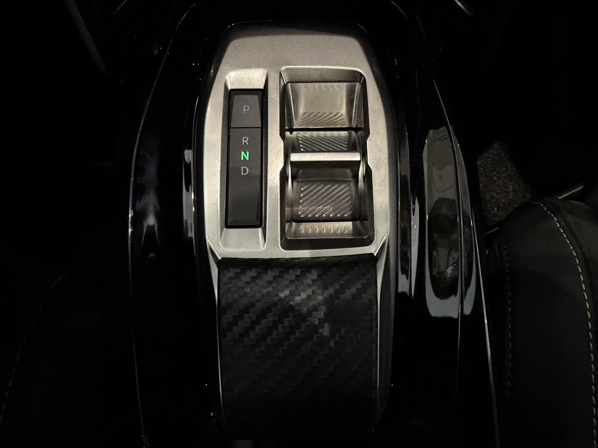 Peugeot-2008-image-12