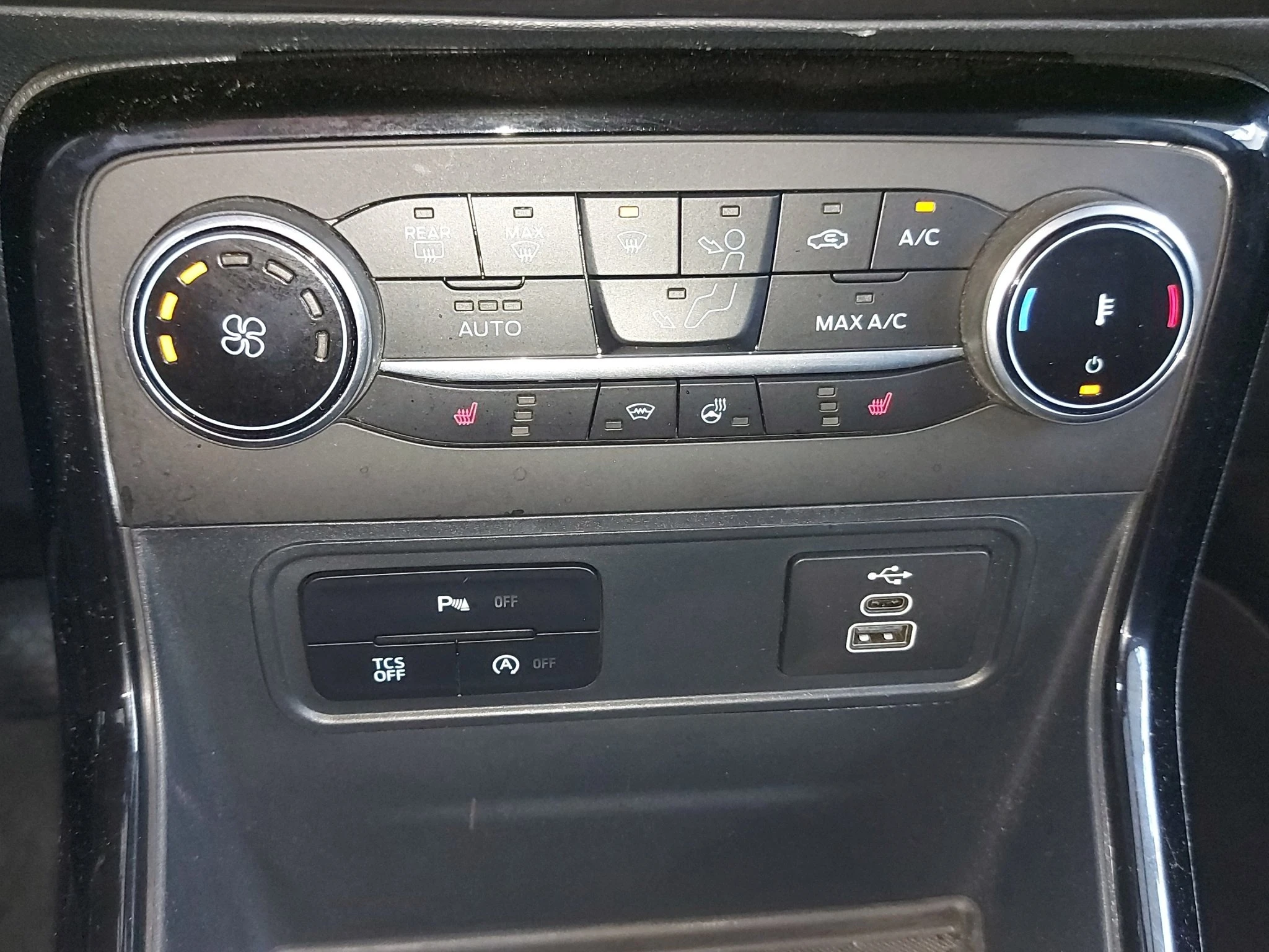 Ford-EcoSport-image-19