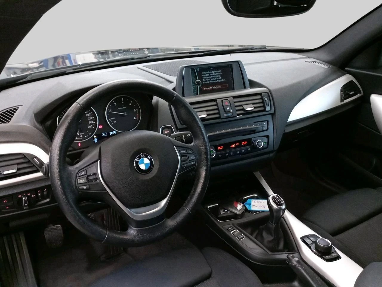 BMW-Série 1-image-12