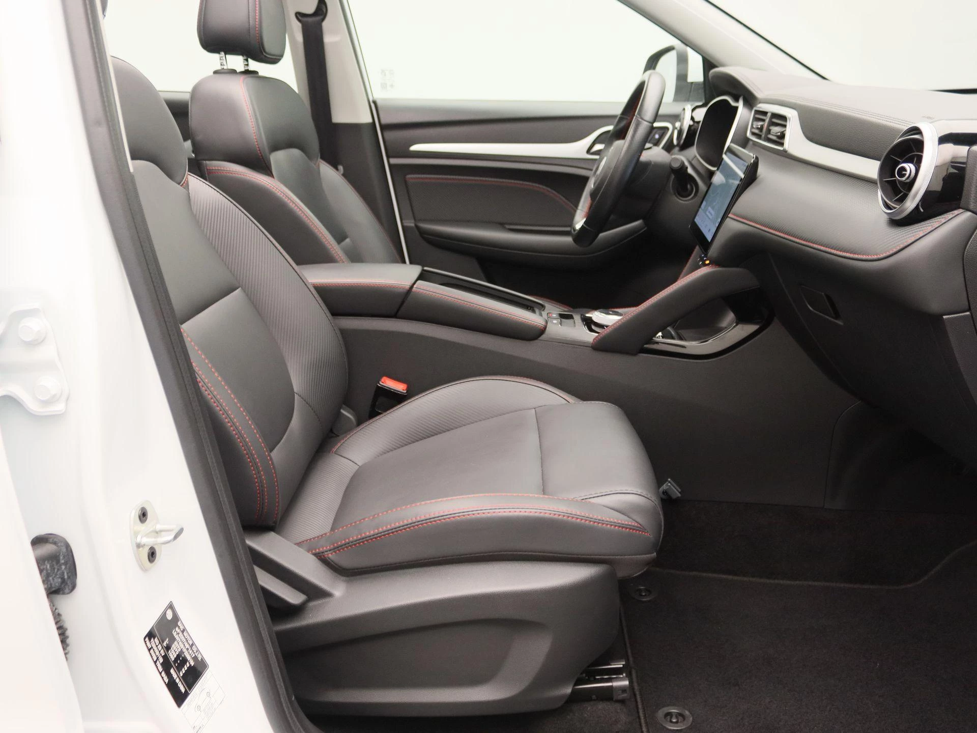 MG-ZS EV-image-25