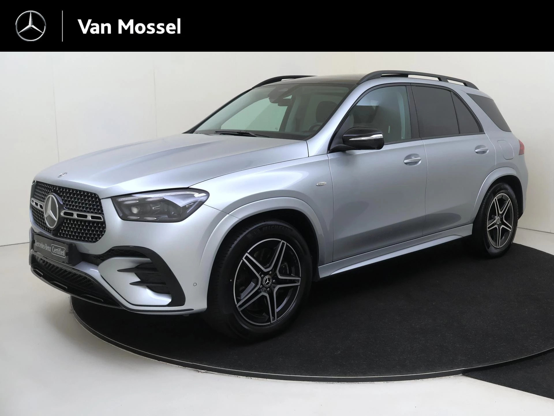 Mercedes-Benz-GLE-image-0