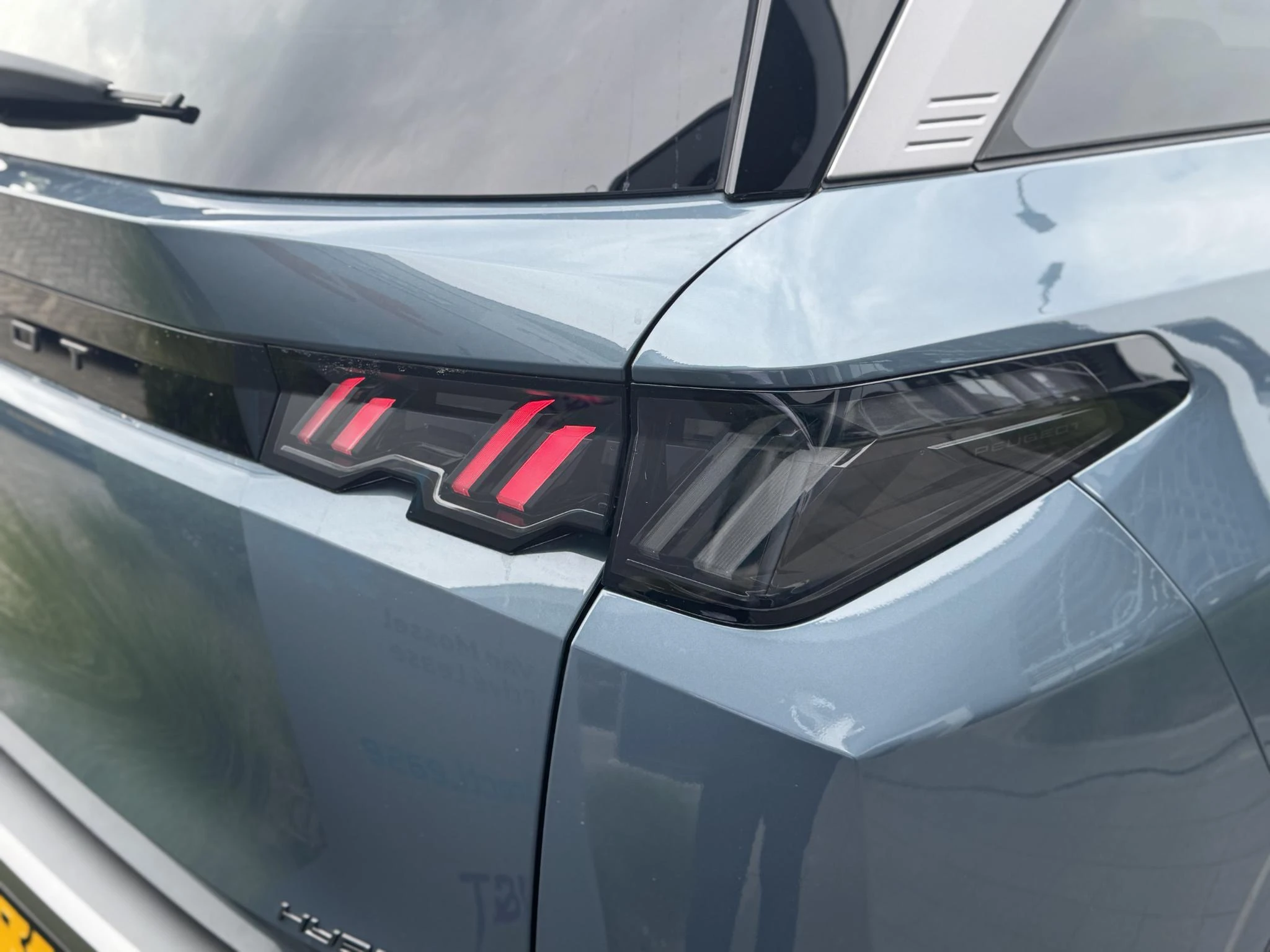 Peugeot-5008-image-10