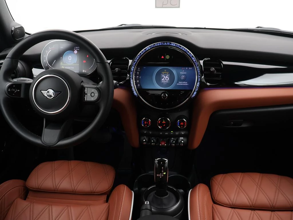 MINI-Cabrio-image-13