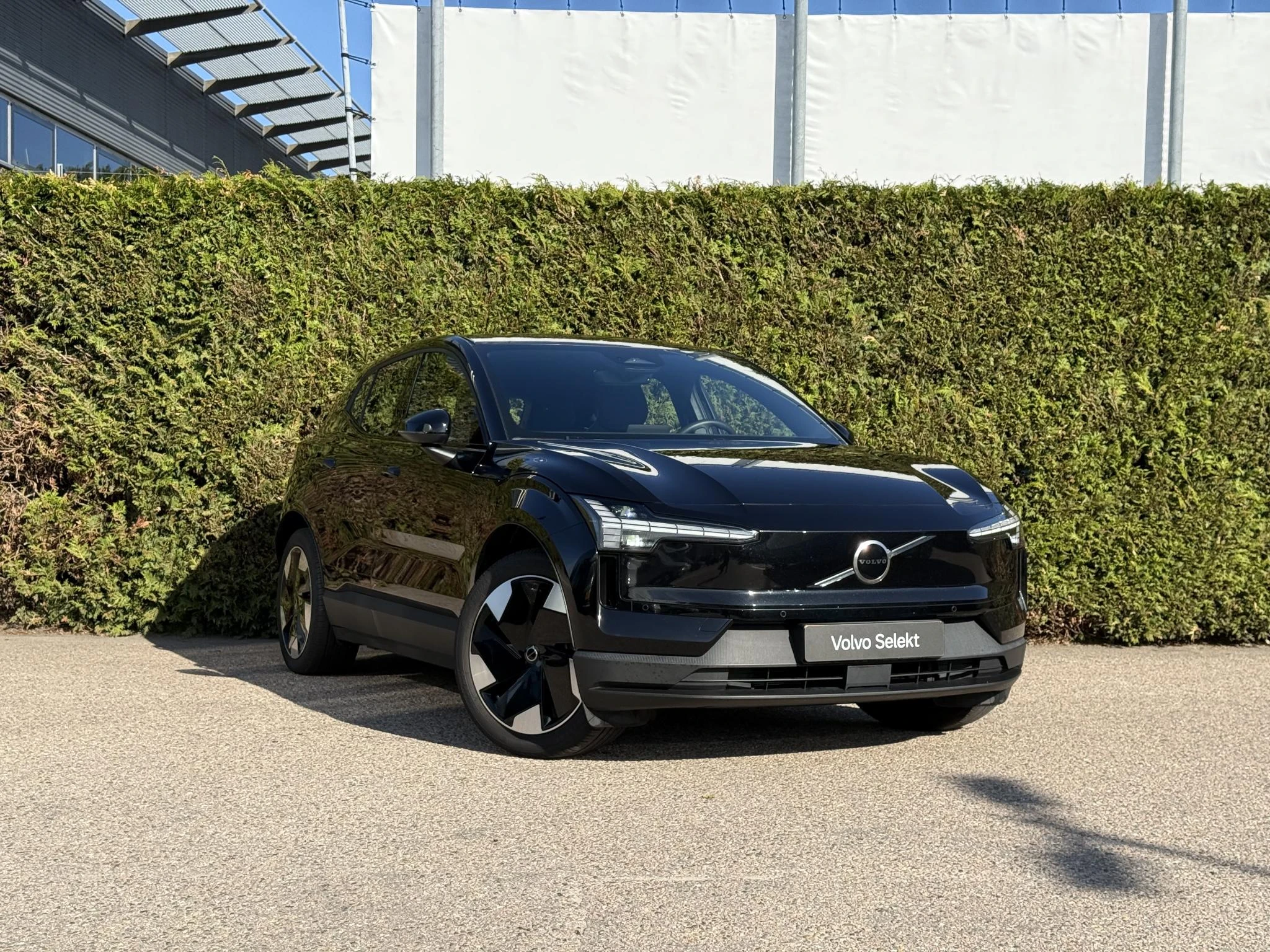 Volvo-EX30-image-1