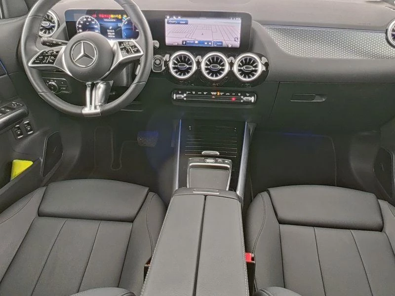 Mercedes-Benz-GLA-image-4