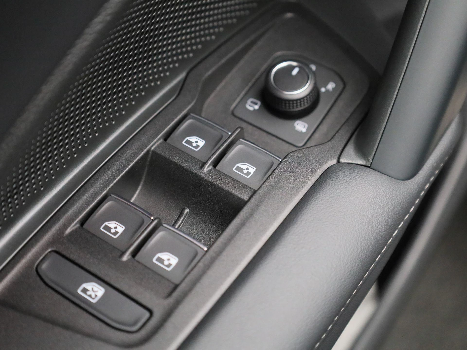 Volkswagen Tiguan 1.5 eHybrid R-Line Edition 204 PK|