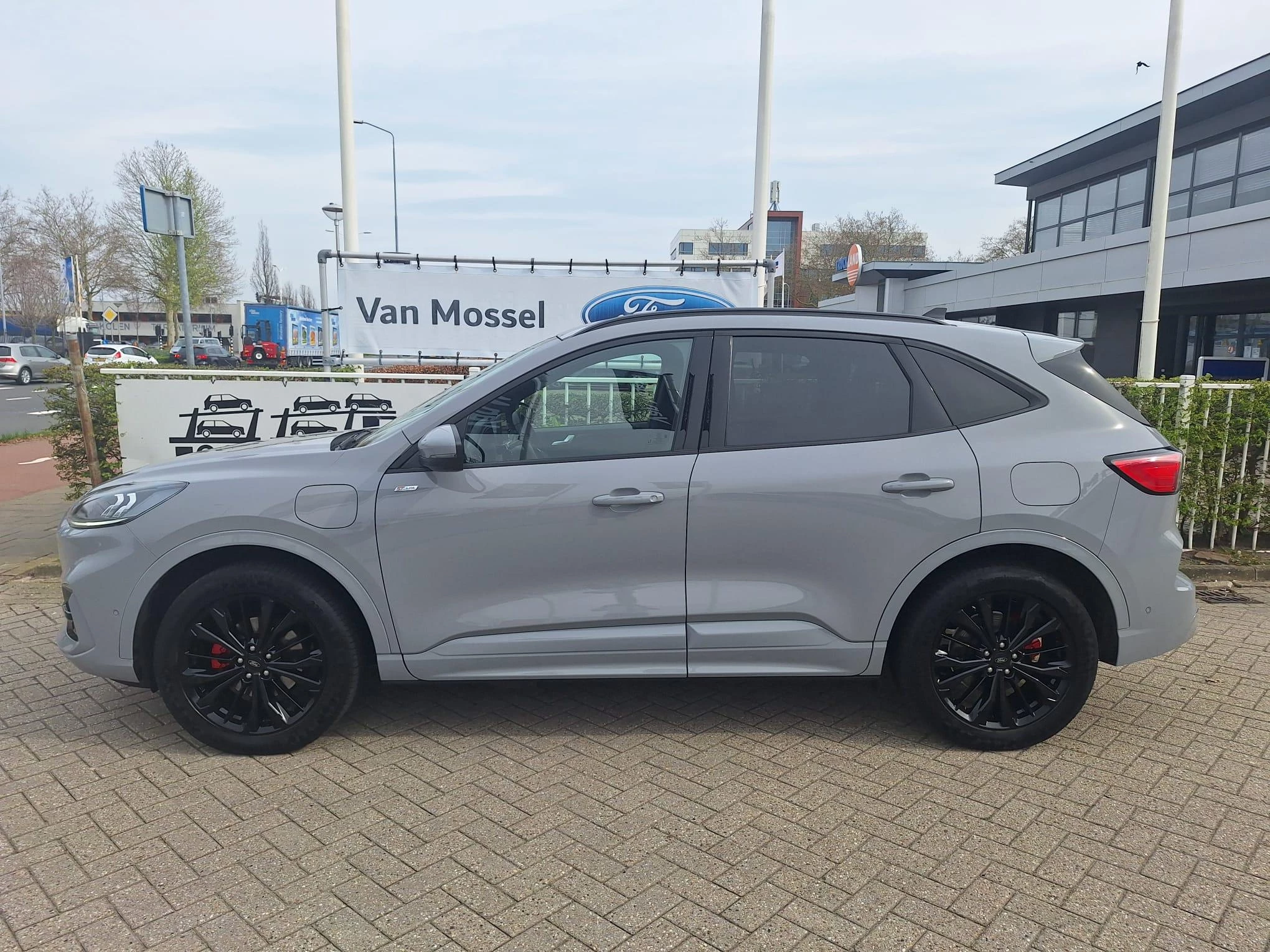 Ford-Kuga-image-5