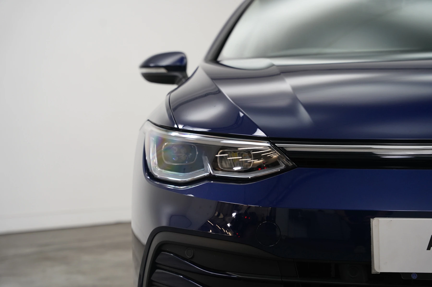 Volkswagen-Golf-image-32