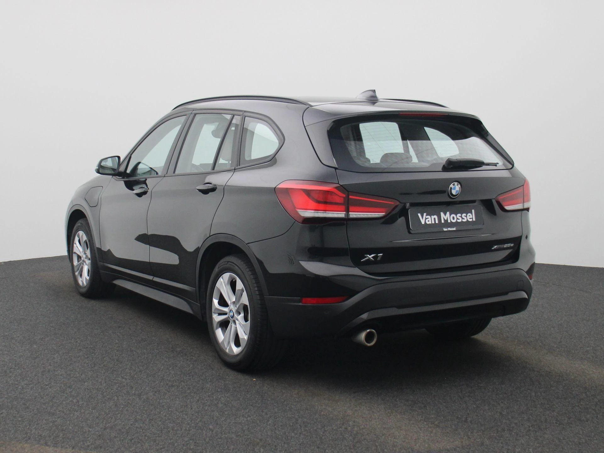 BMW X1 xDrive25e (162 kW)