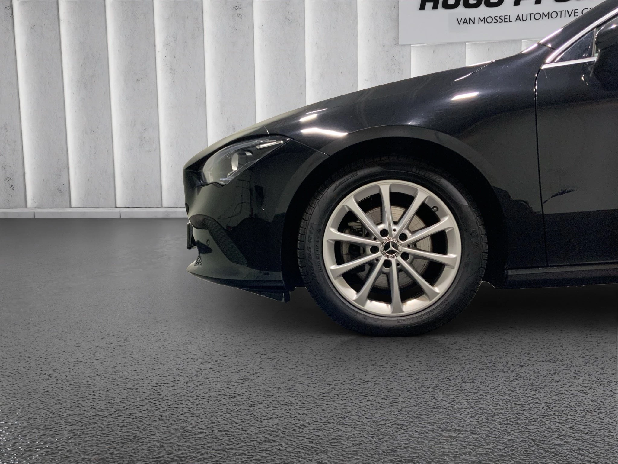 Mercedes-Benz-CLA-image-8