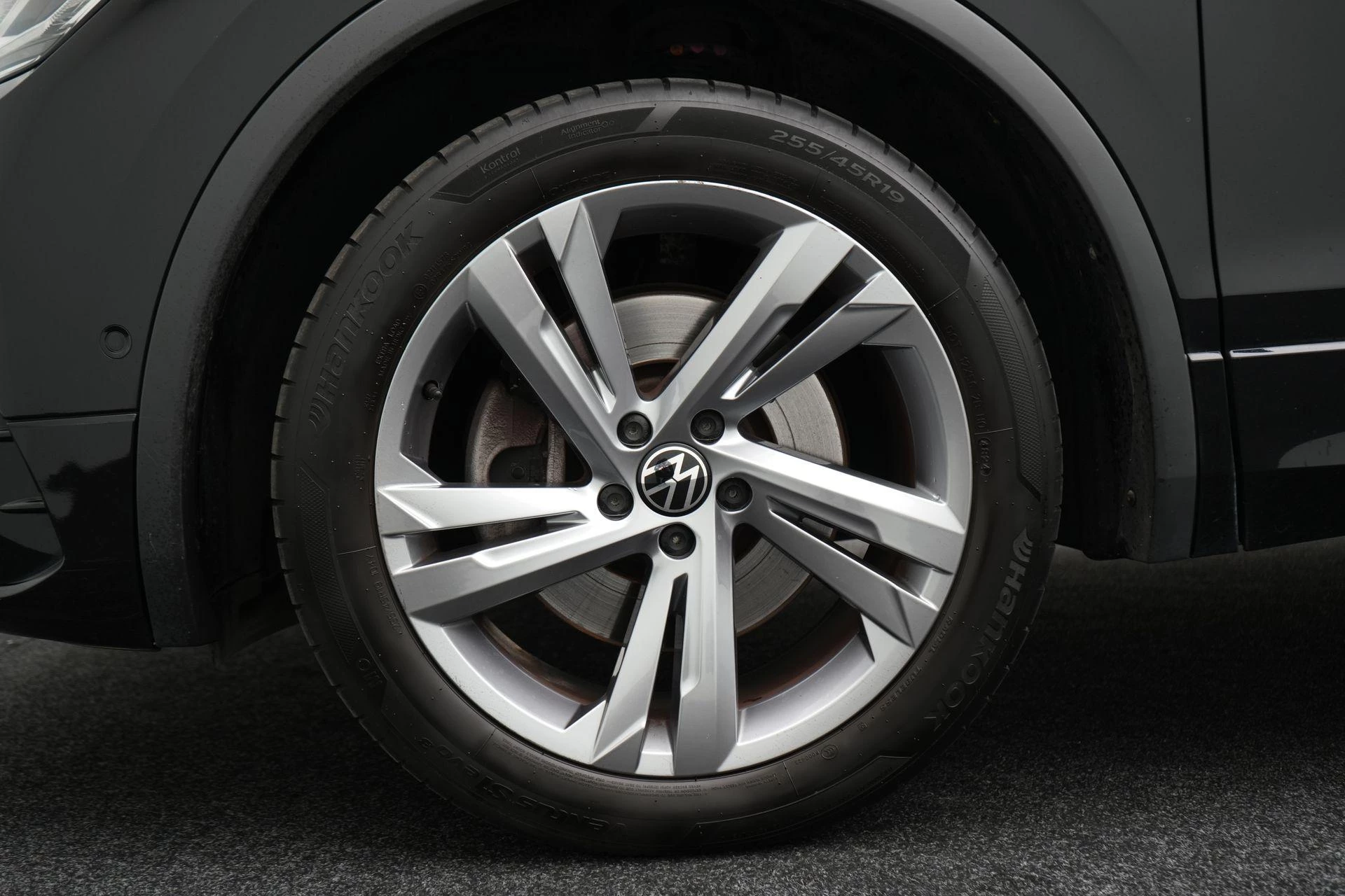 Volkswagen-Tiguan-image-45