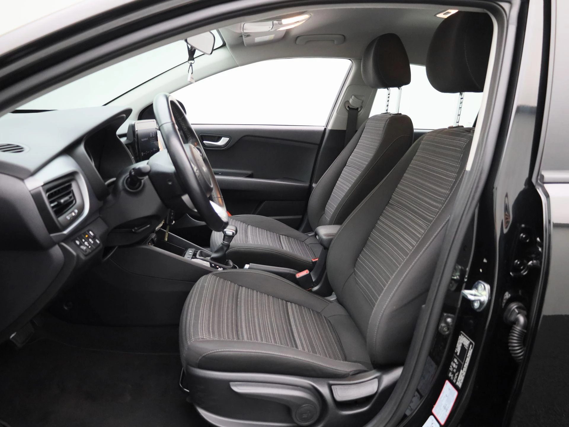 Kia-Stonic-image-9