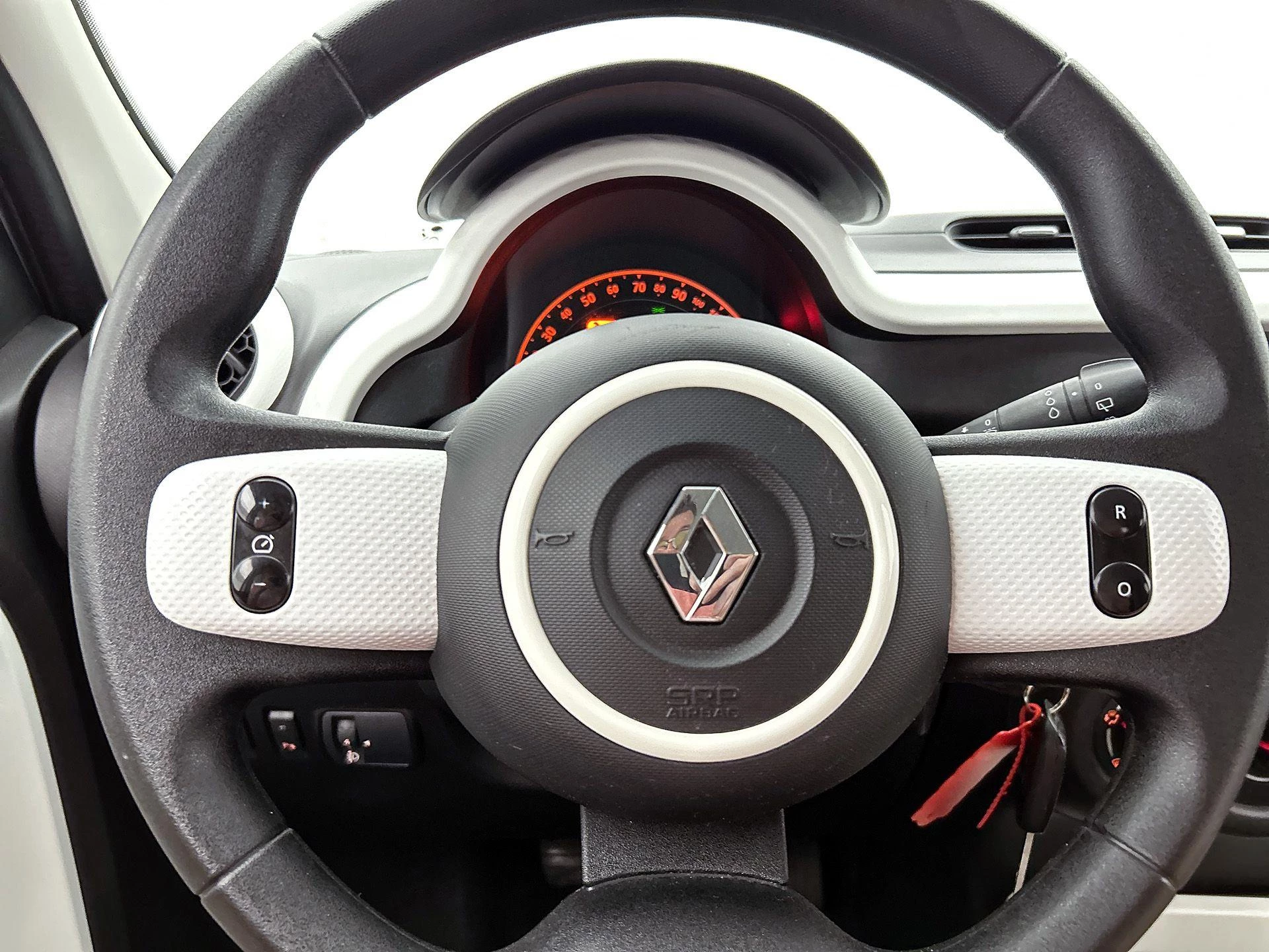 Renault-Twingo-image-2