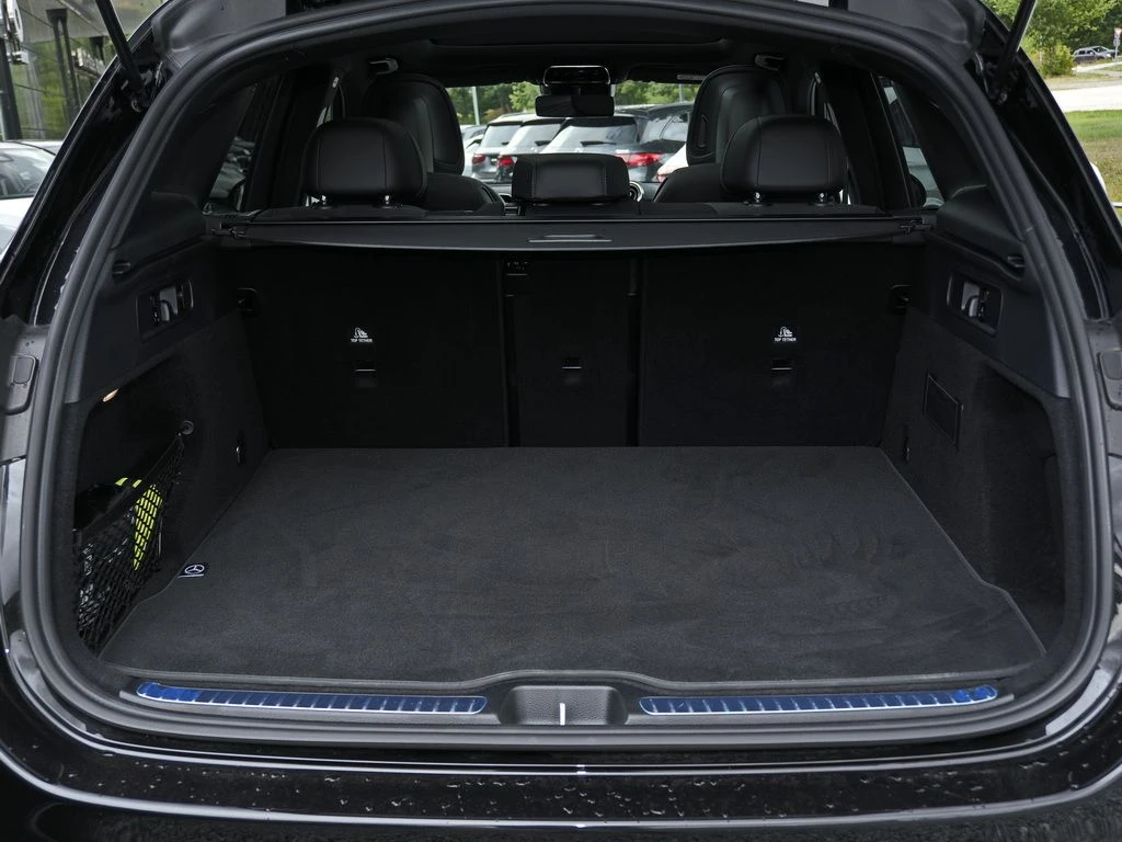Mercedes-Benz-GLC 220 d-image-15