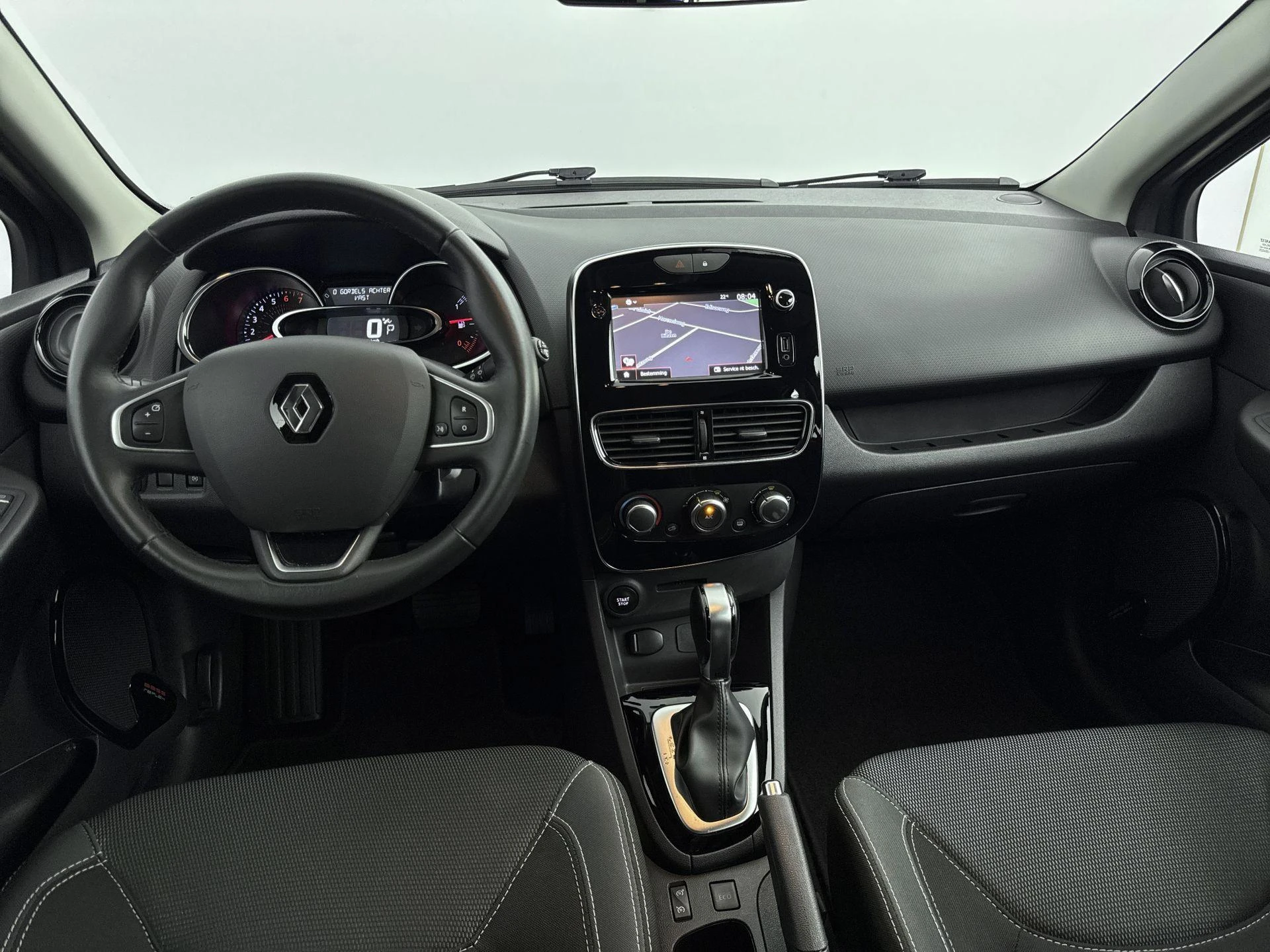 Renault-Clio-image-17