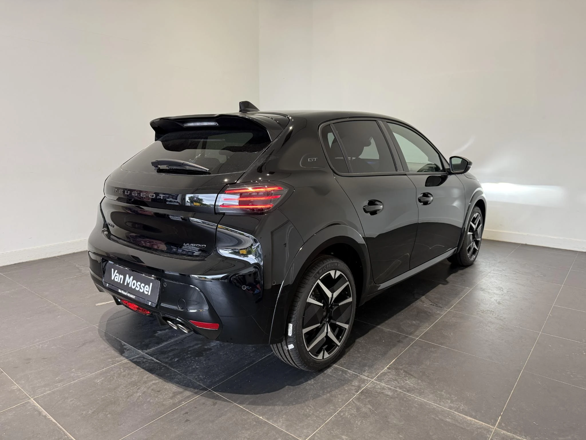 Peugeot-208-image-3