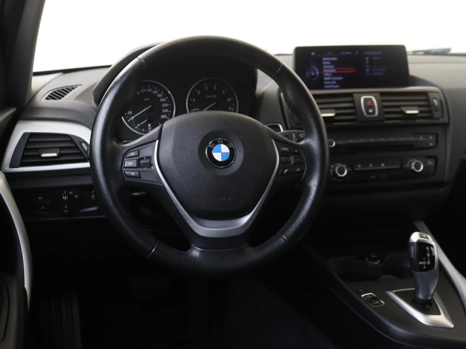 BMW-1 Serie-image-9