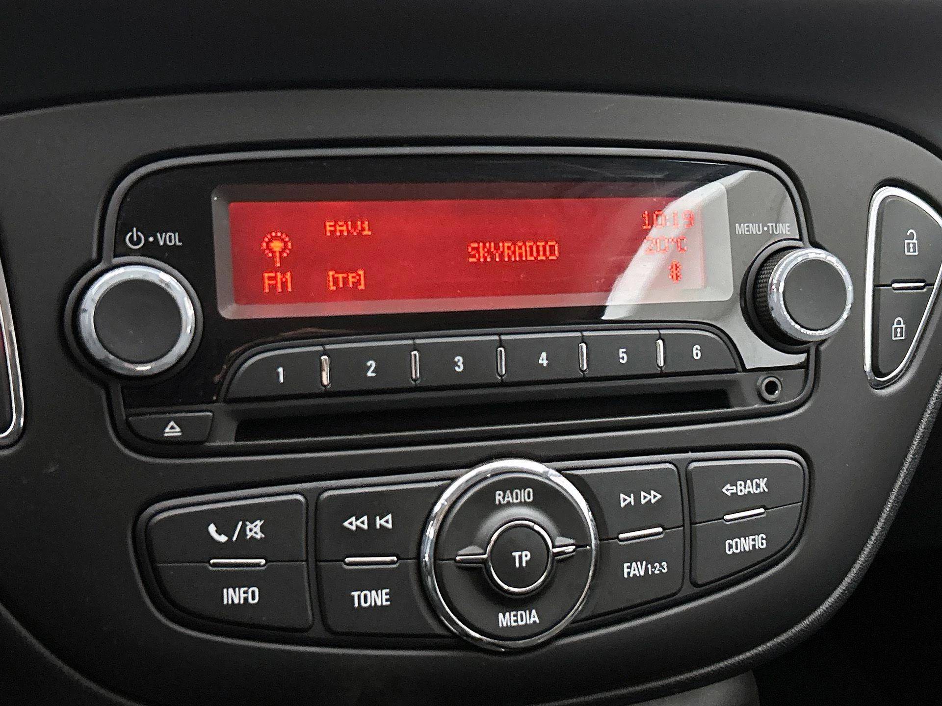 Opel-Corsa-image-6