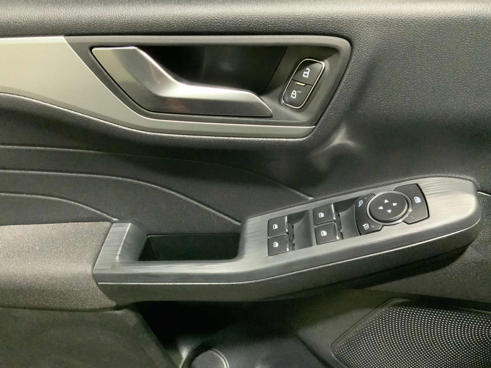Ford-Kuga-image-15