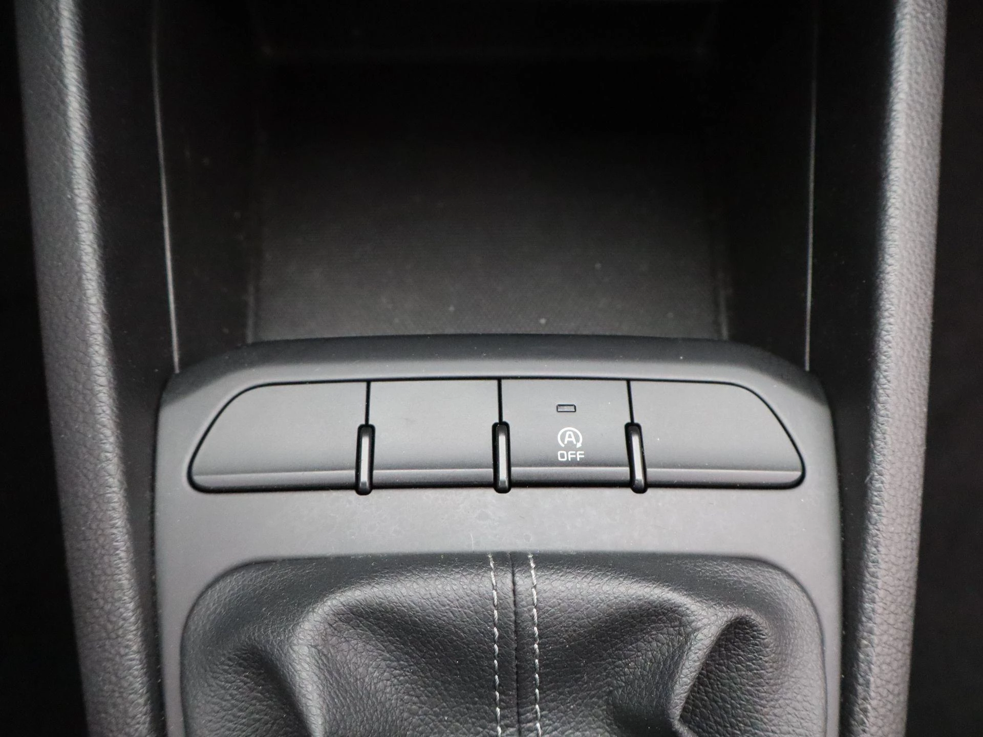 Kia-Stonic-image-26