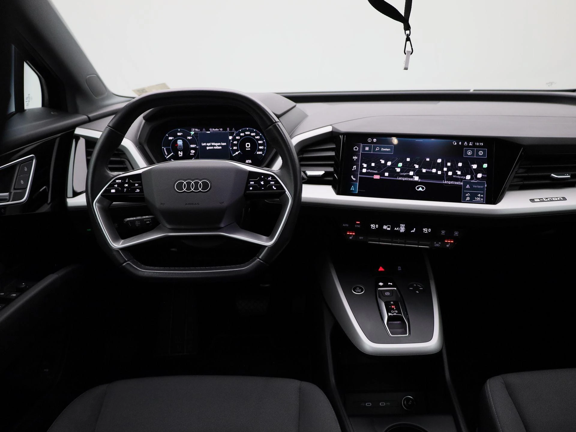 Audi-Q4 e-tron-image-8