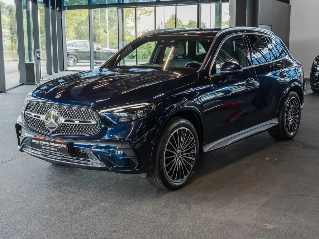 Mercedes-Benz-GLC 400 e-image-7