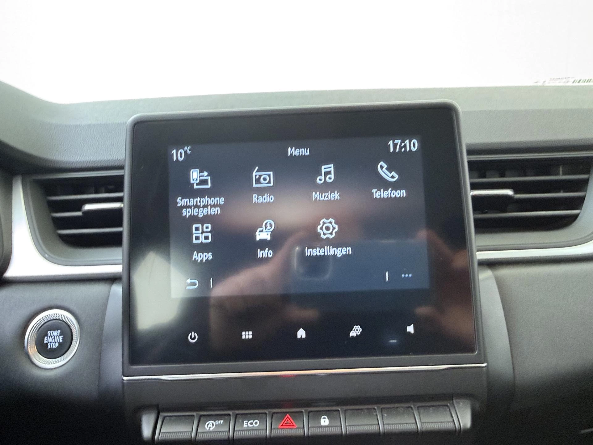 Renault-Captur-image-15