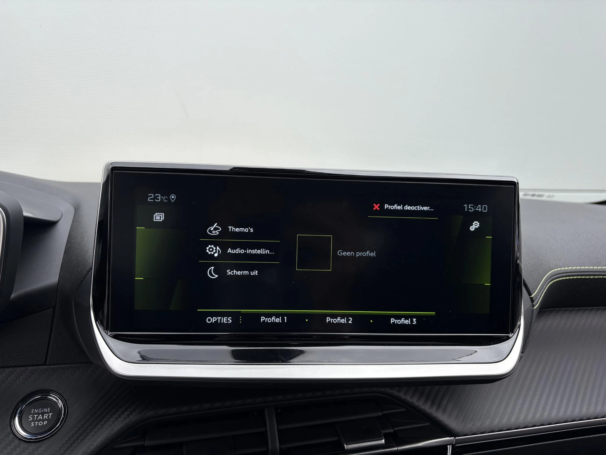 Peugeot-208-image-19
