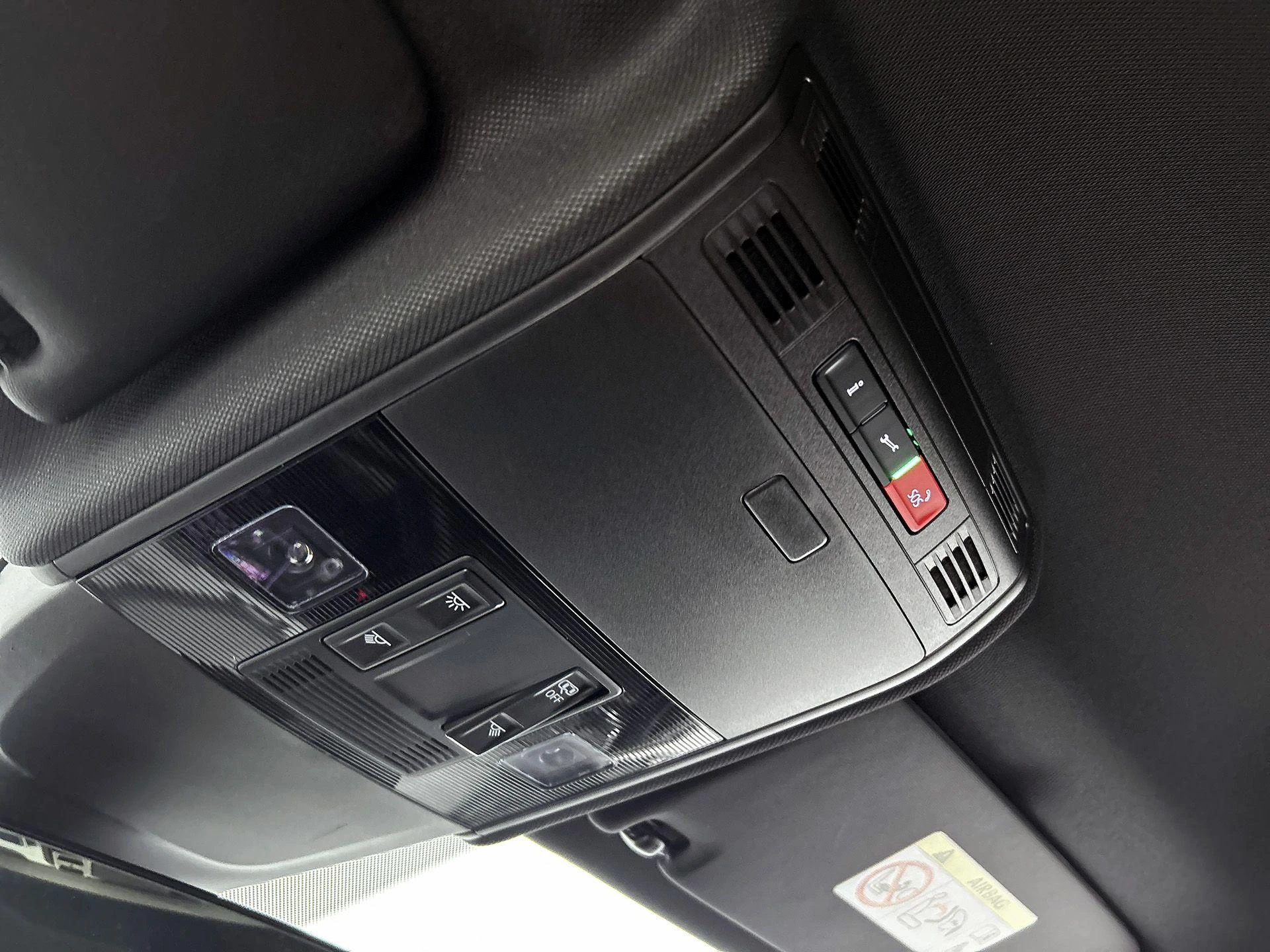 Volkswagen-Polo-image-11