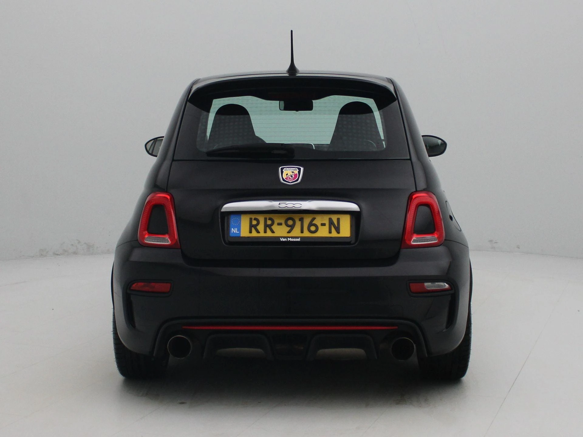 Fiat-500C-image-5