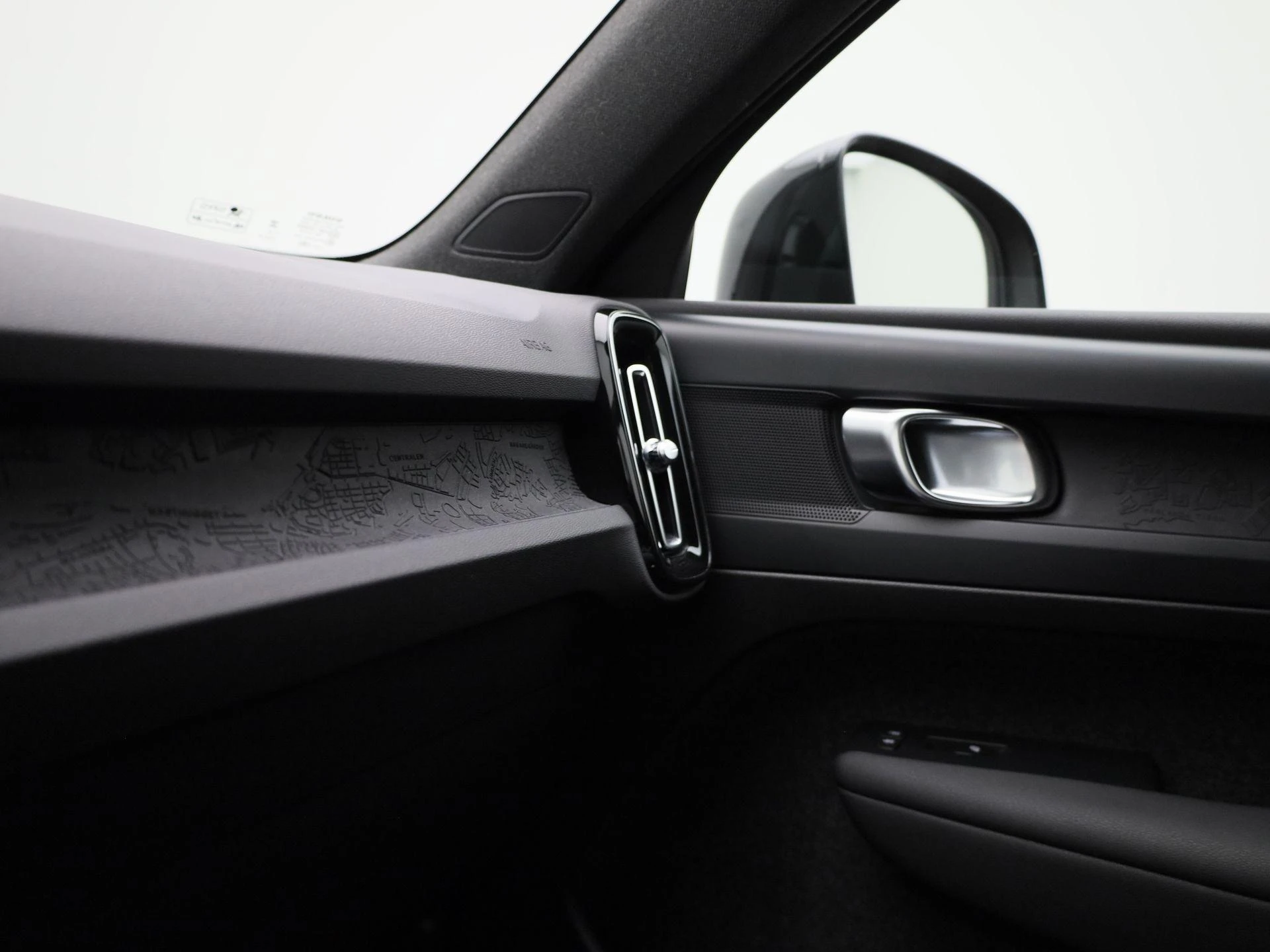 Volvo-XC40-image-24