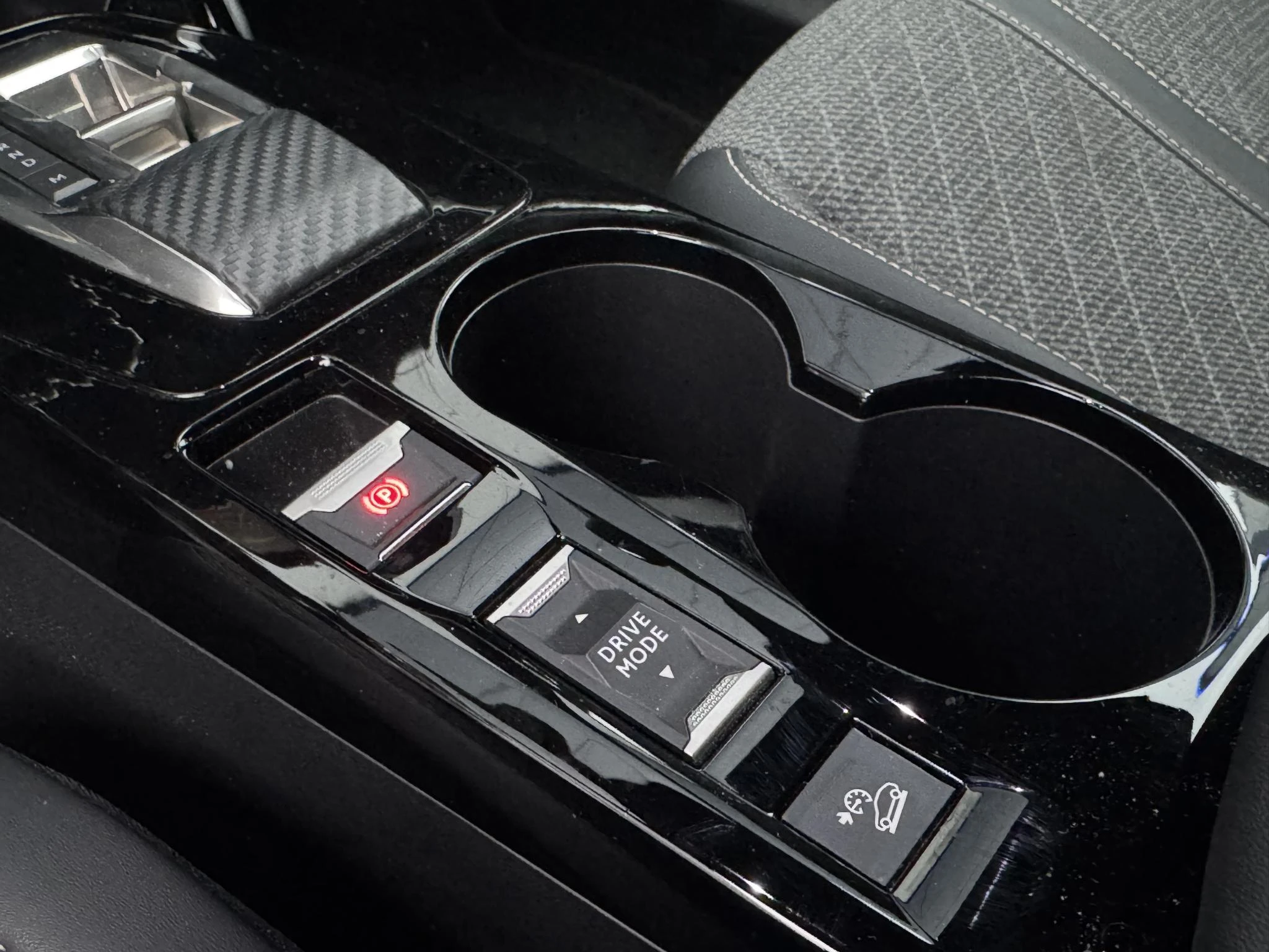 Peugeot-2008-image-16
