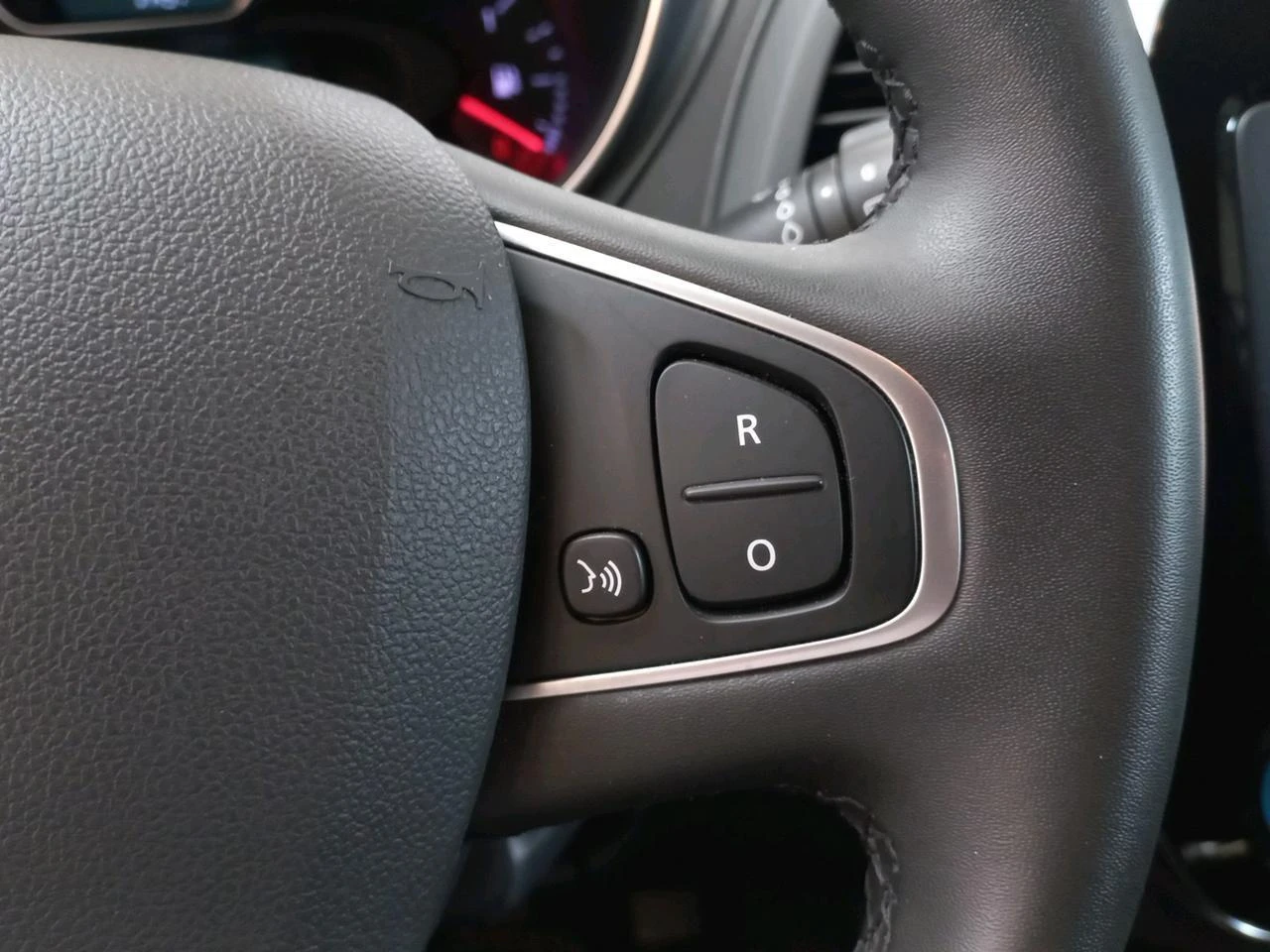 Renault-Captur-image-14