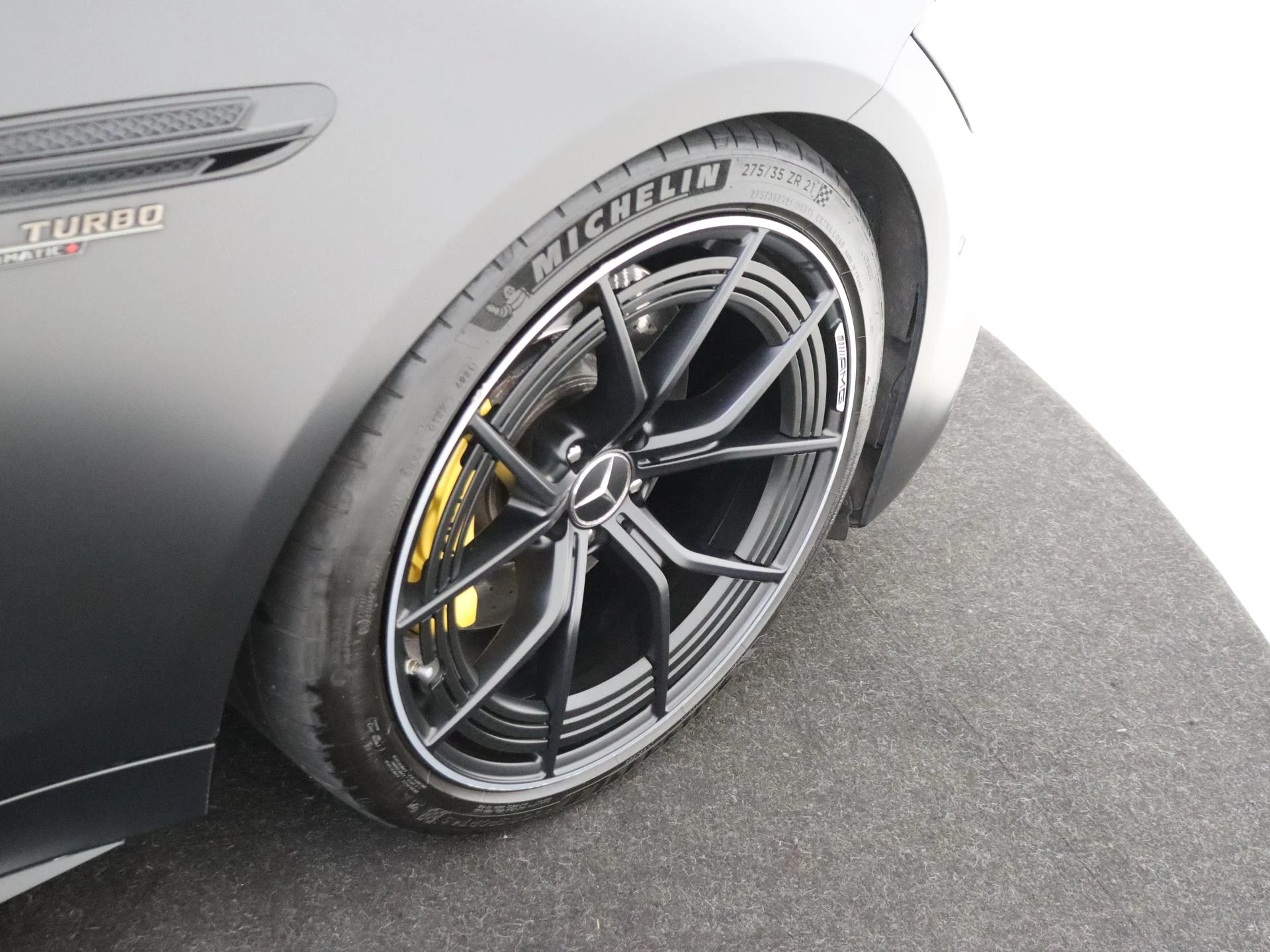 Mercedes-AMG-GT-image-5