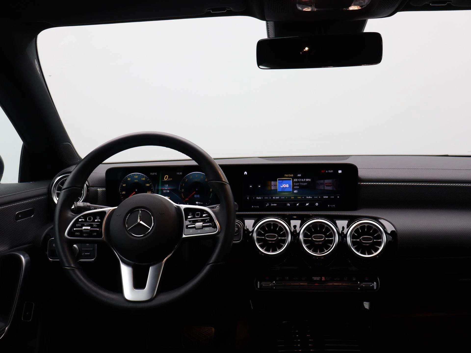 Mercedes-Benz CLA 250 e Shooting Brake + LEDER + LED + CAMERA +