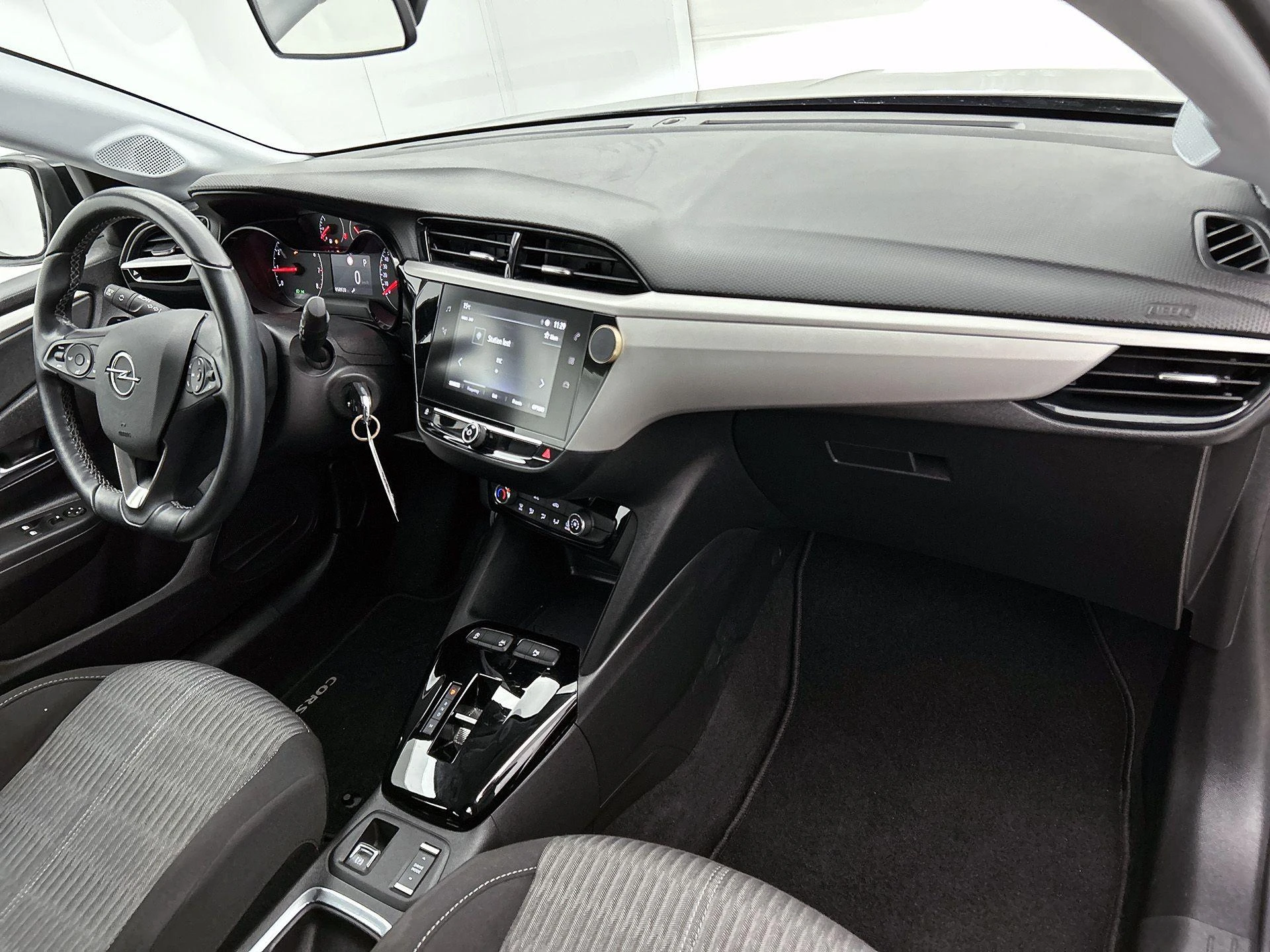Opel-Corsa-image-15