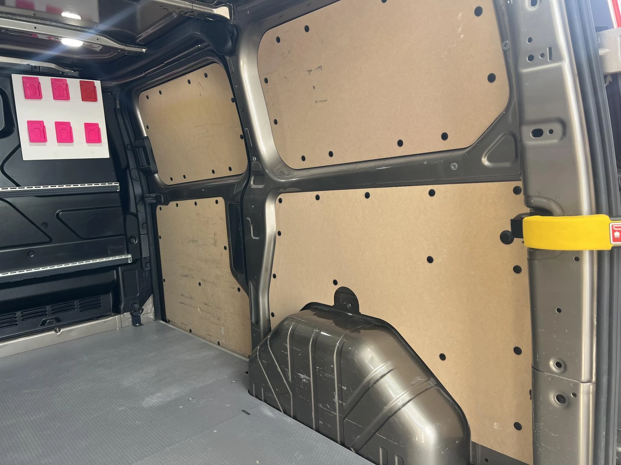 Ford-Transit Custom-image-14