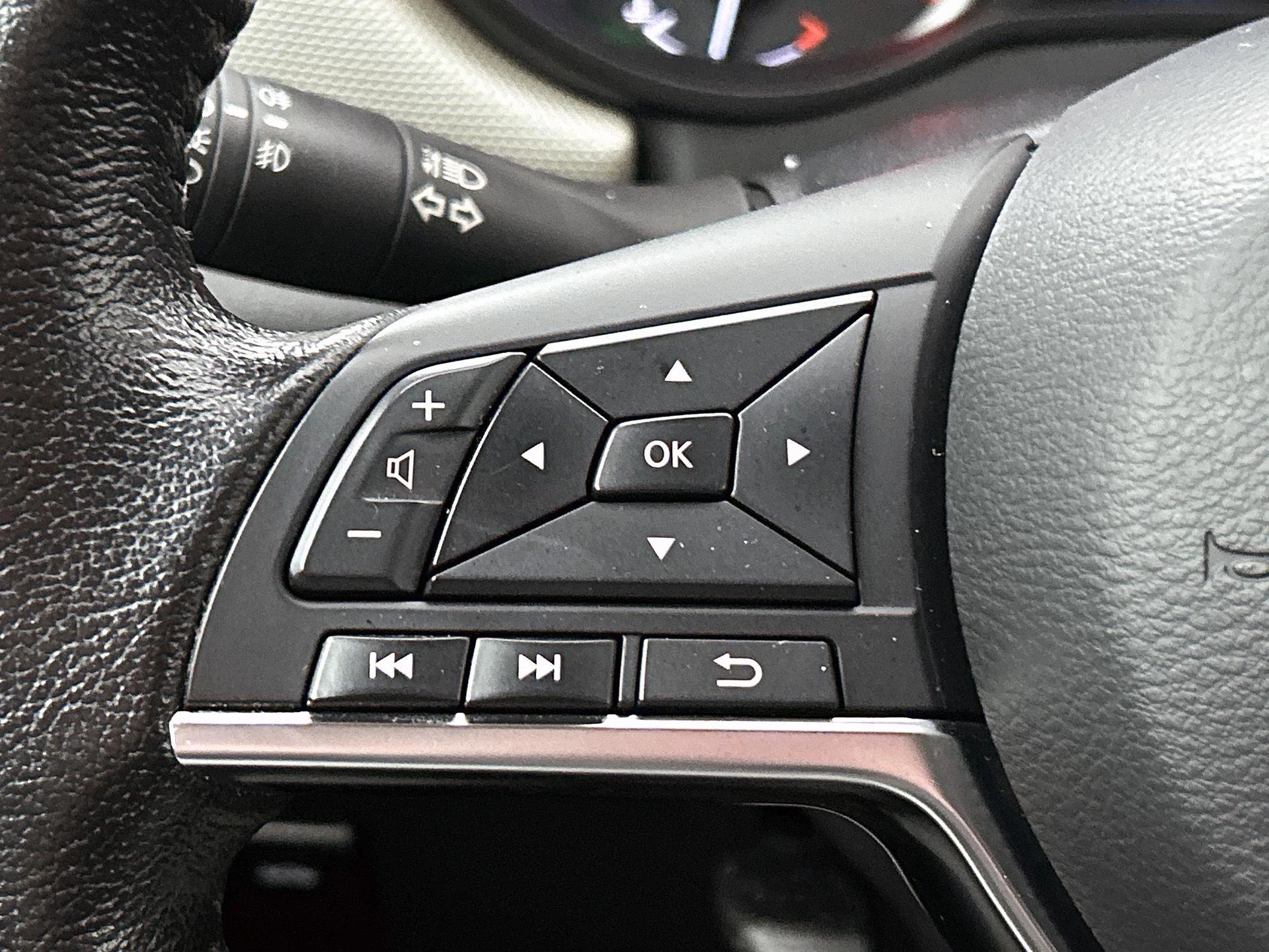 Nissan-Micra-image-24