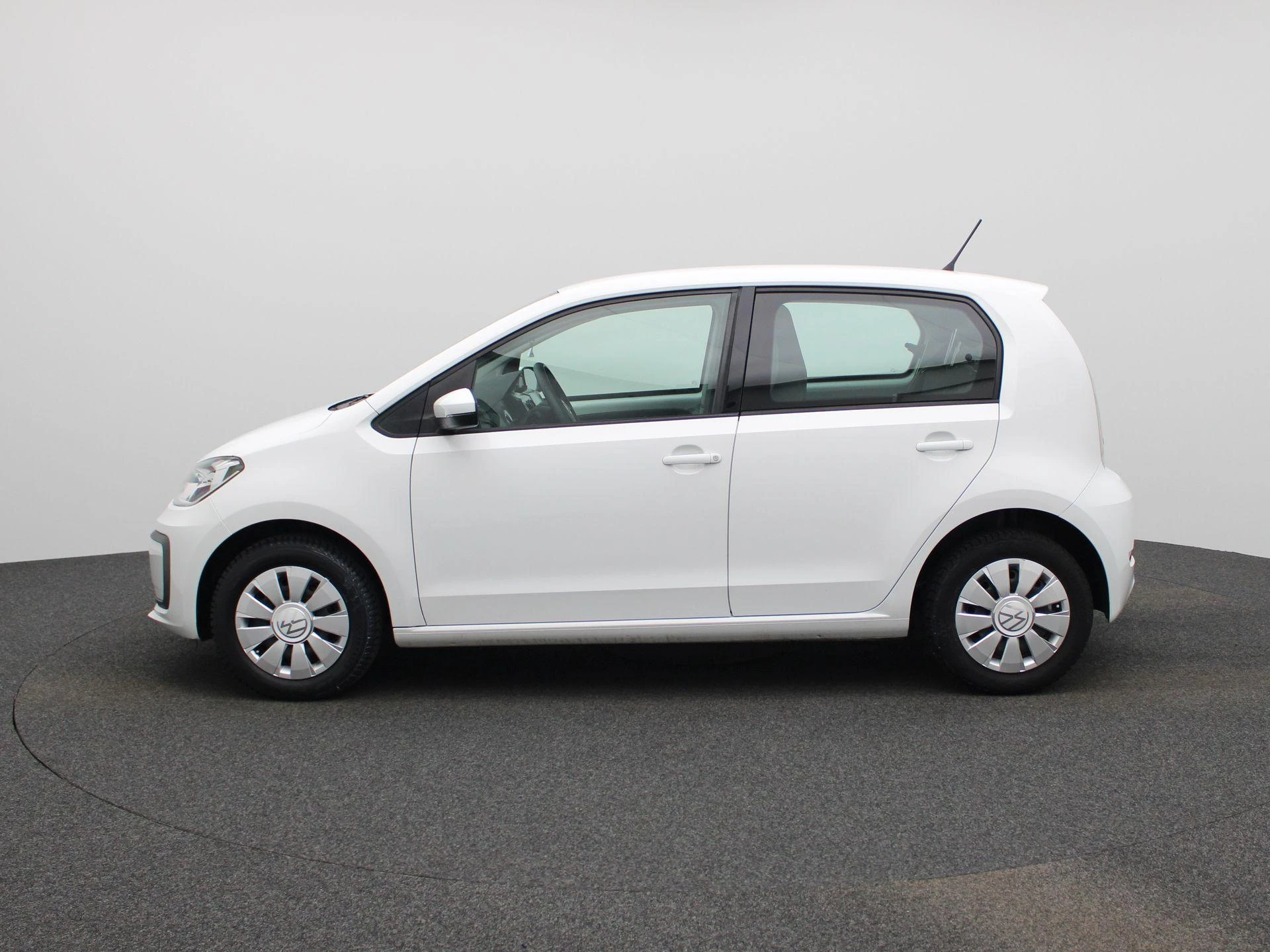 Volkswagen-up!-image-3