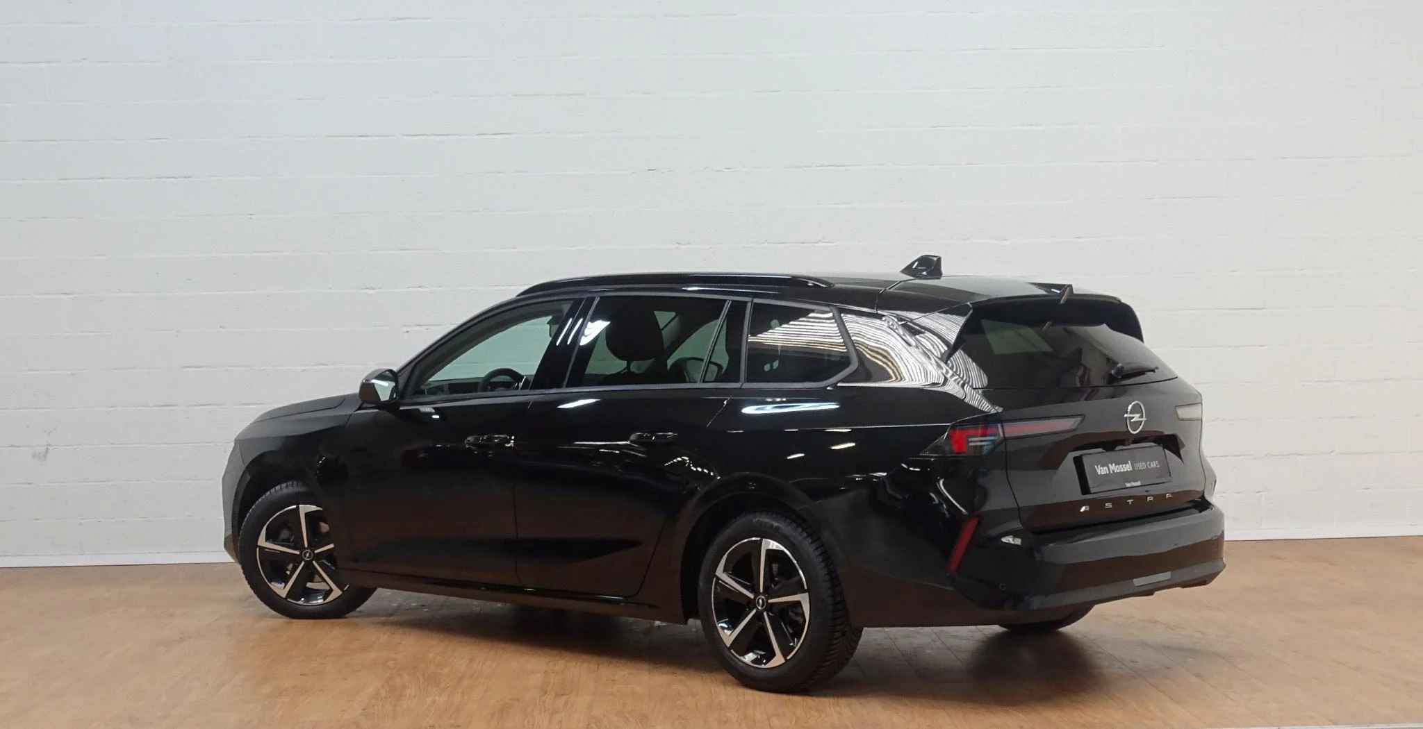 Opel Astra Sports Tourer 1.2T Edition