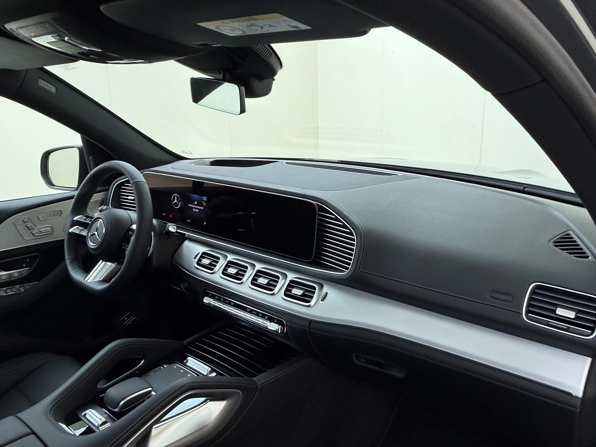 Mercedes-Benz-GLE-image-10