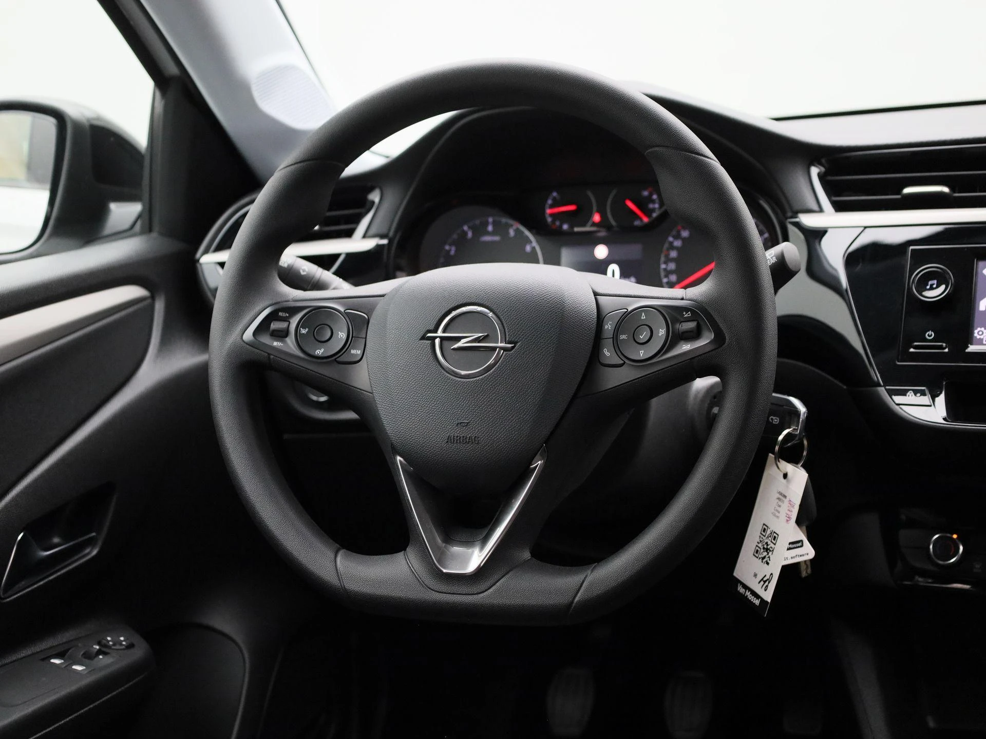 Opel-Corsa-image-9