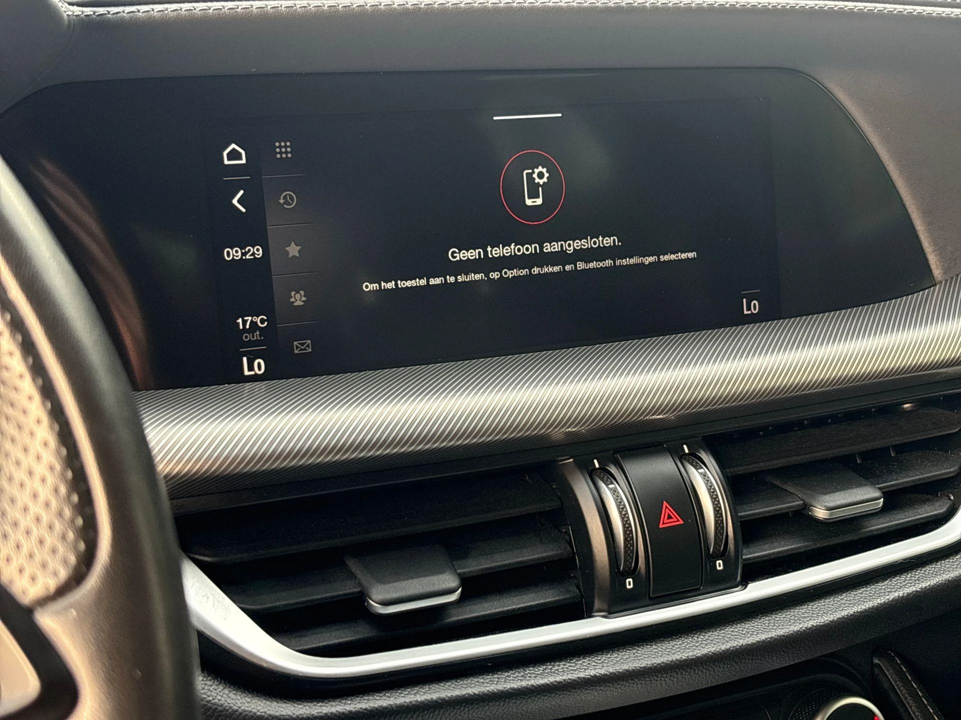 Alfa Romeo-Stelvio-image-24