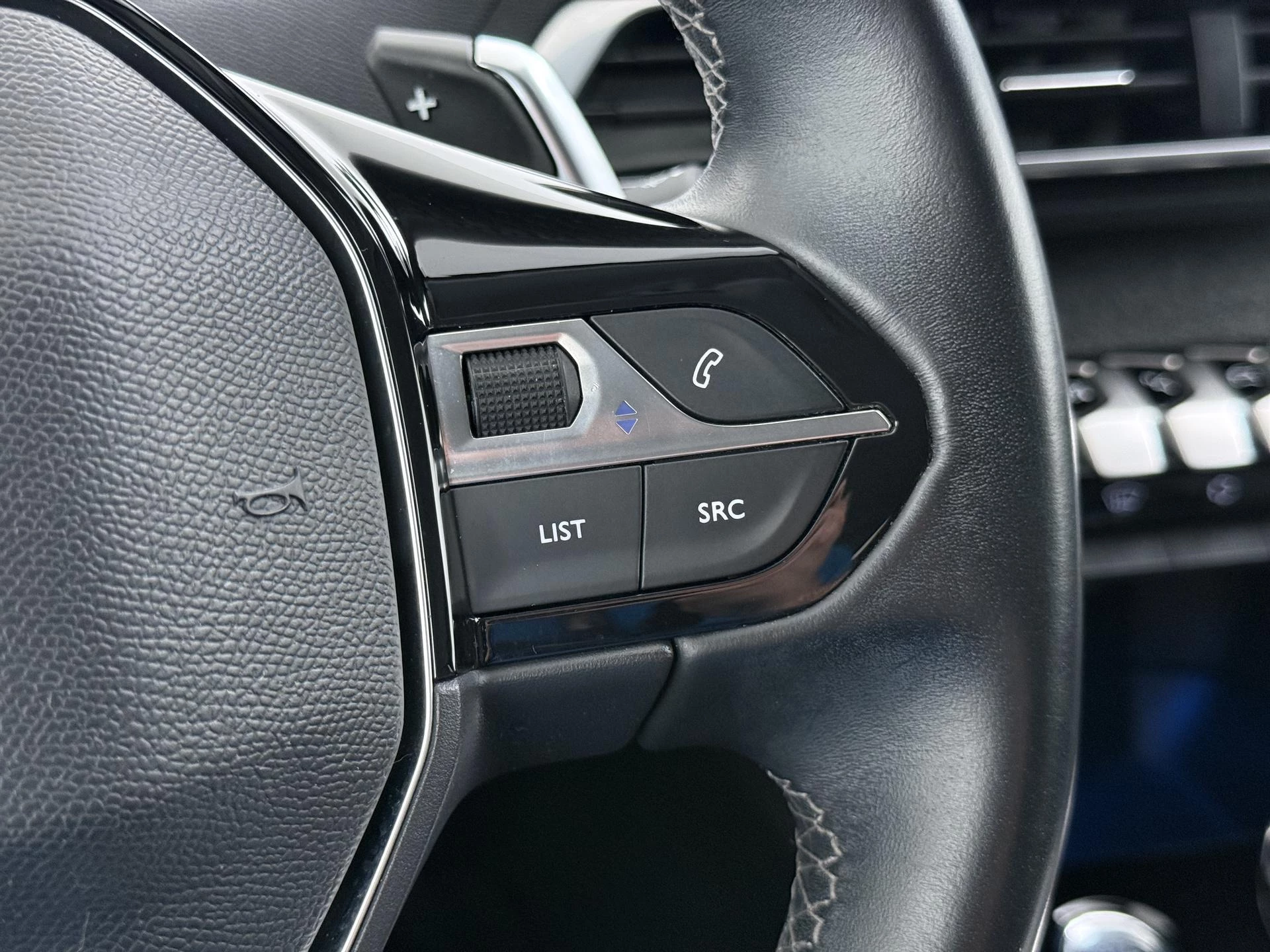 Peugeot 3008 1.6 HYbrid 225 Blue Lease Allure