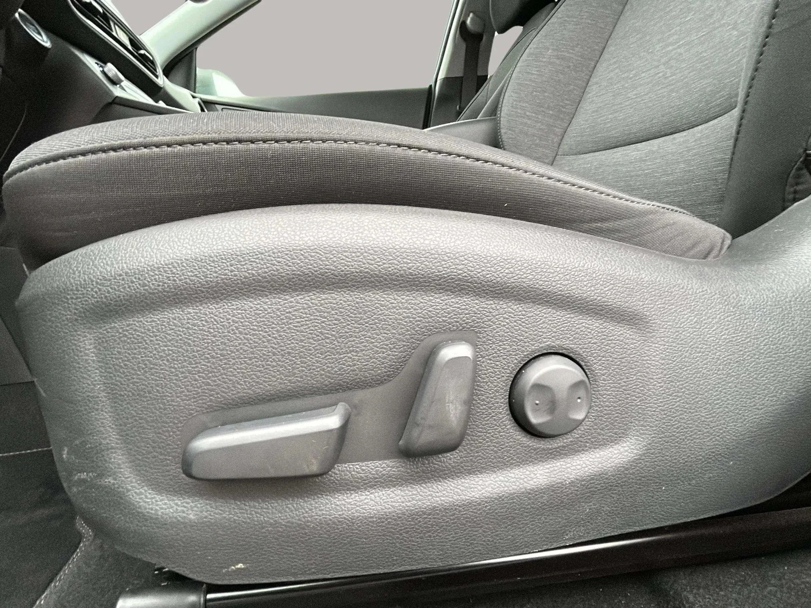 Hyundai-Kona-image-10