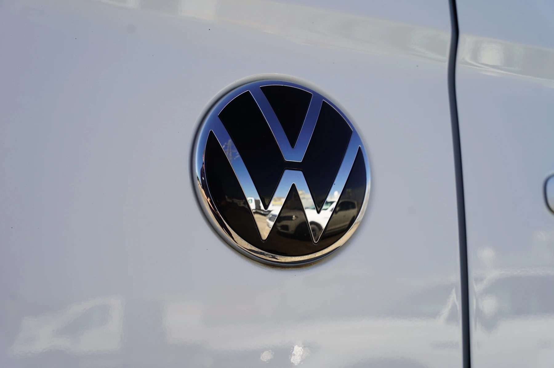 Volkswagen-Transporter-image-35
